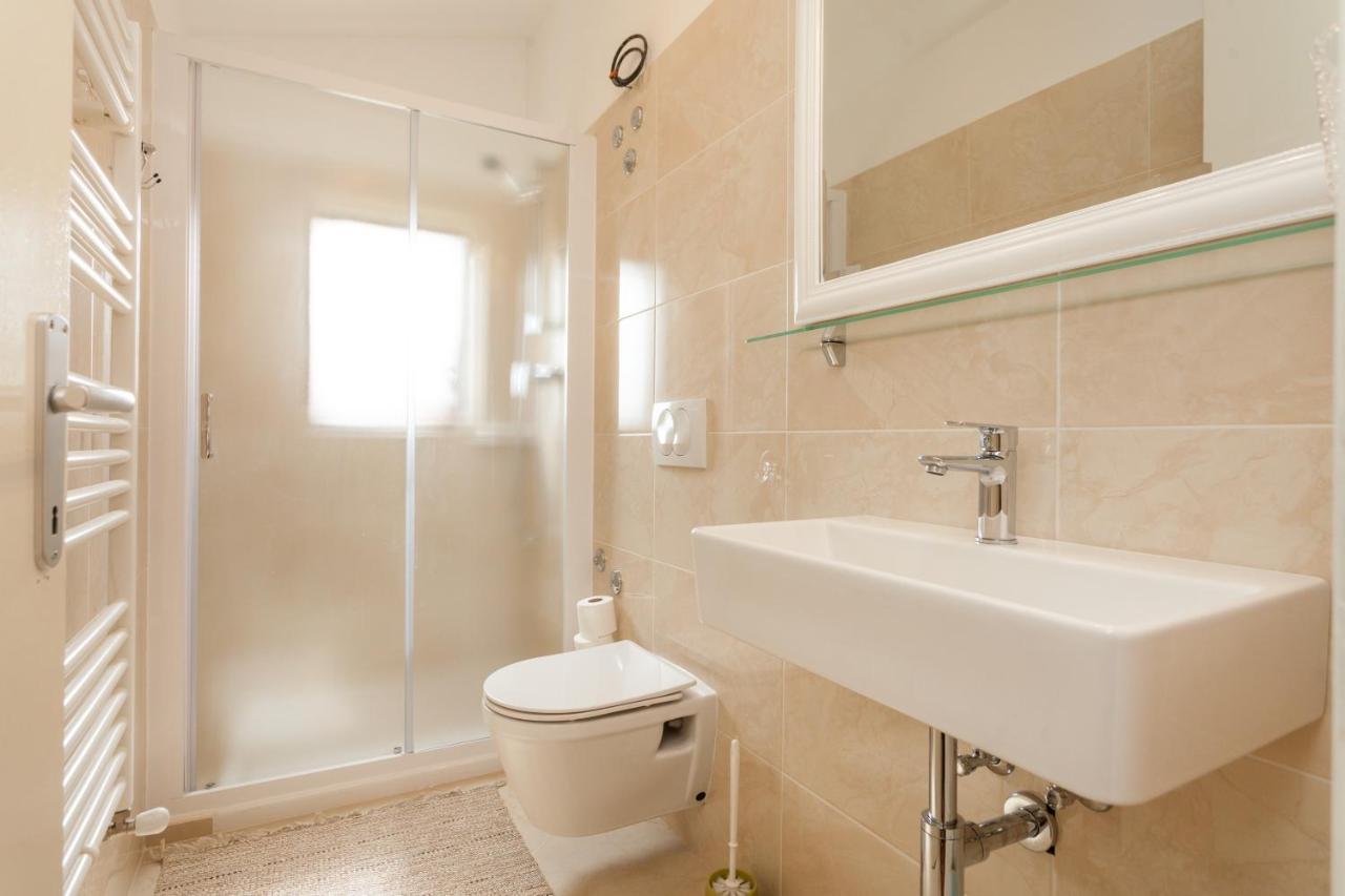 Aneli Rooms & Apartament Rovinj Ngoại thất bức ảnh