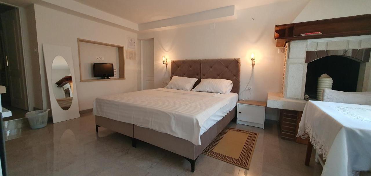 Aneli Rooms & Apartament Rovinj Ngoại thất bức ảnh